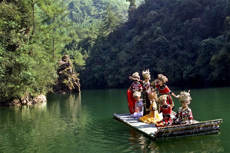 張家界、袁家界、天子山、黃龍洞/寶峰湖兩晚三日游